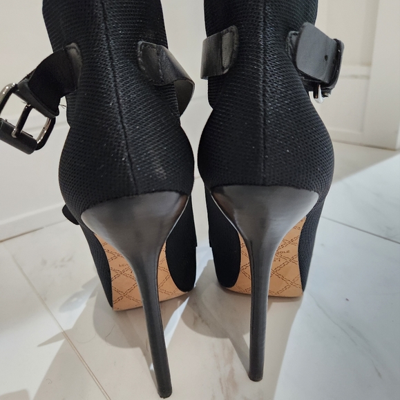 L.A.M.B stilettos size 7.5 - Picture 2 of 4